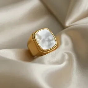 Chunky Shell Ring