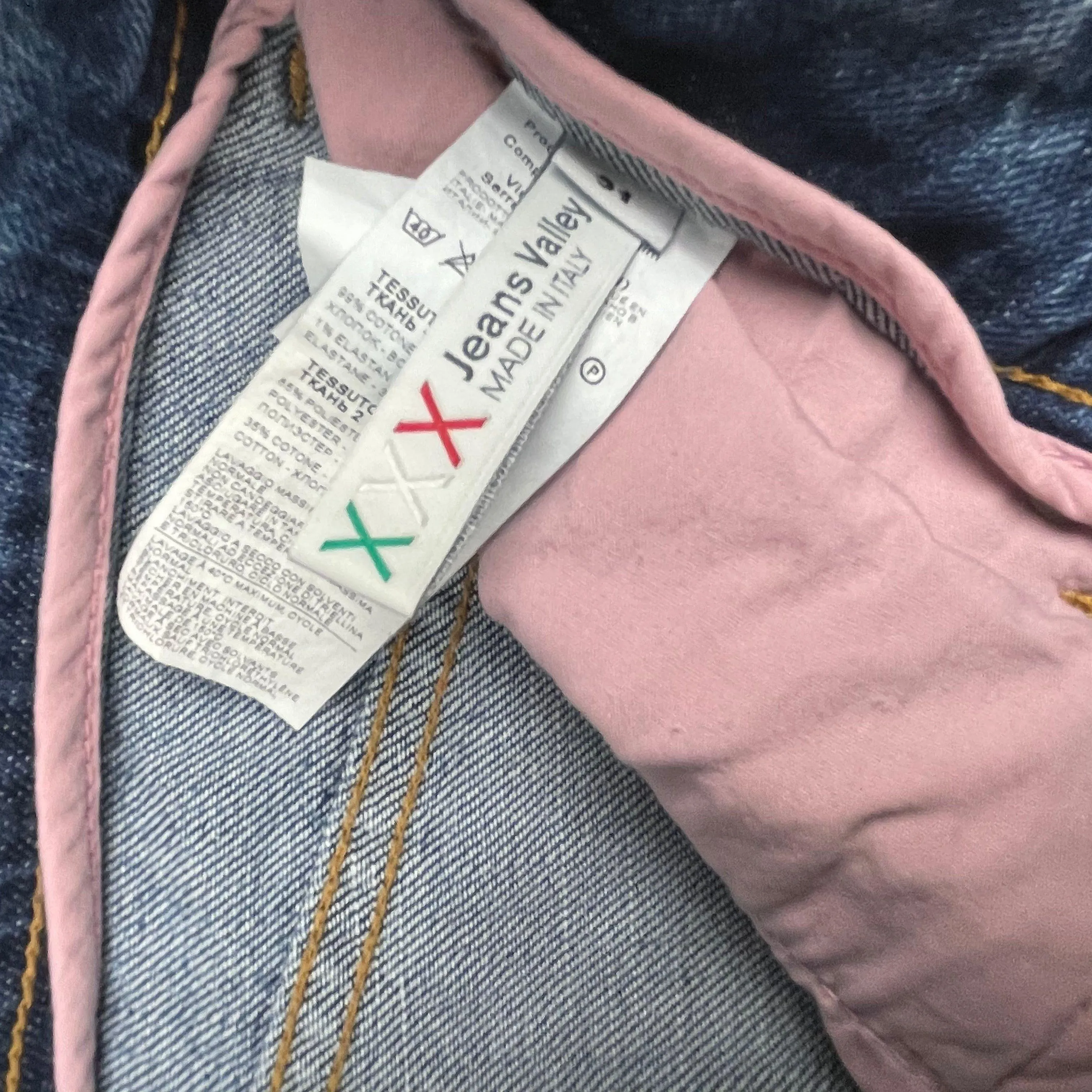 NWT - Two Women in the World Italian 'Marilyn' High Rise Jeans  -Size 31