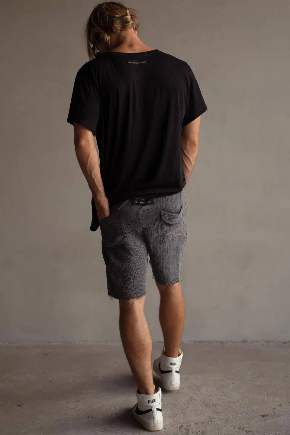 STONEWASHED WAFFLE SHORTS