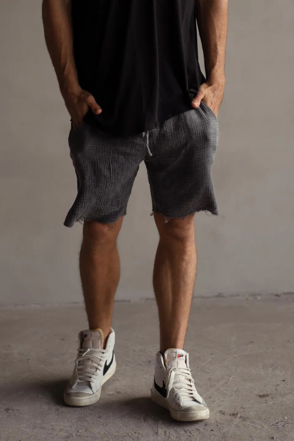 STONEWASHED WAFFLE SHORTS
