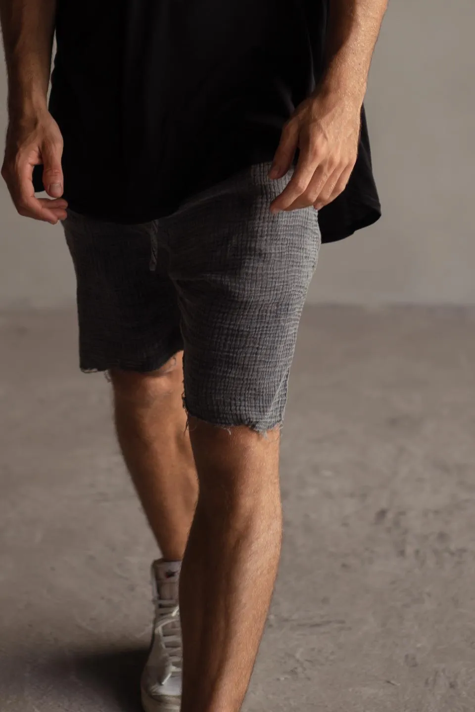 STONEWASHED WAFFLE SHORTS